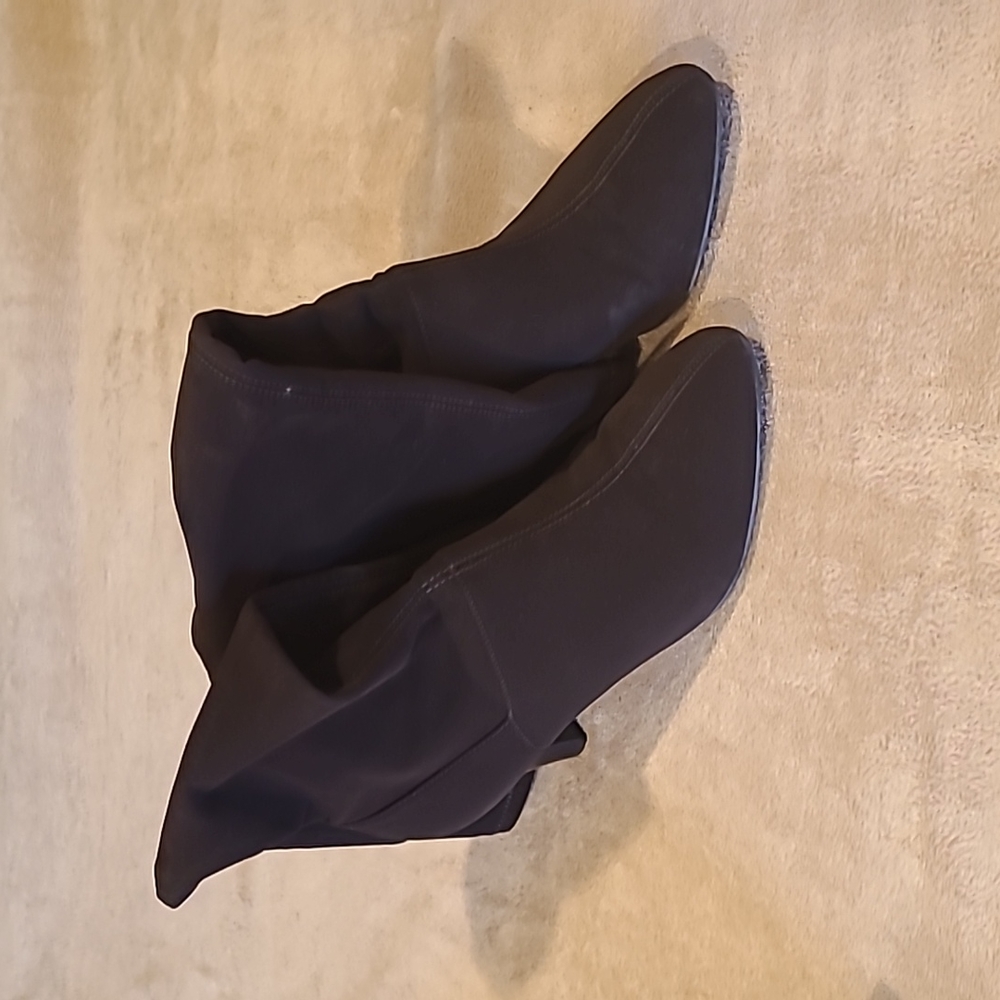 Boots suede